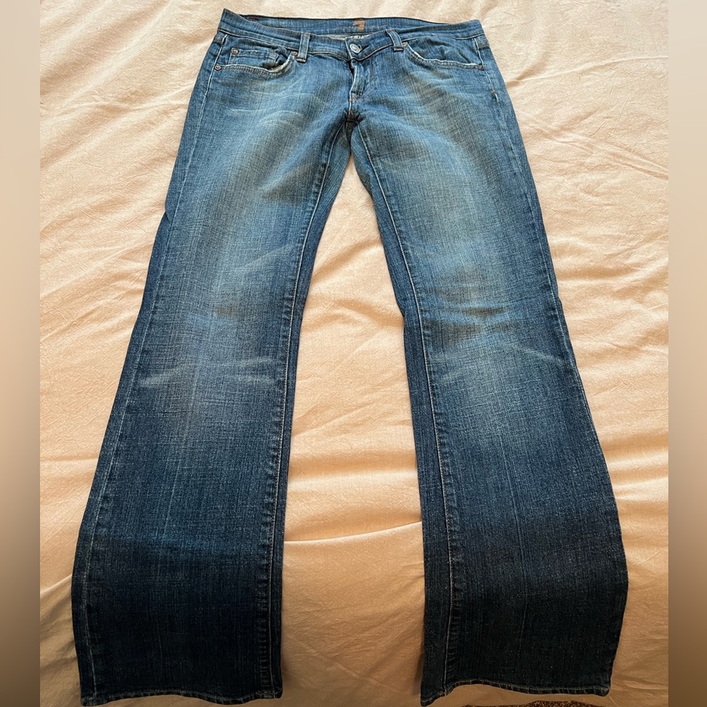 Seven for all mankind vintage Y2K low rise boot cut jeans. Size 28